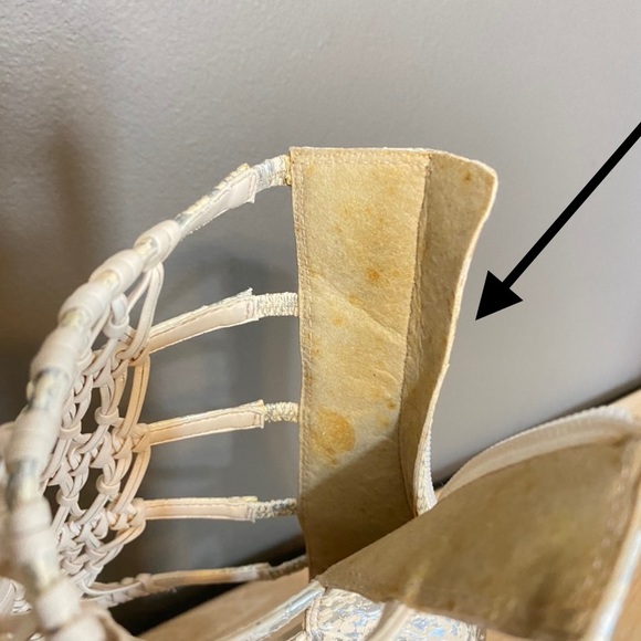 🔻SALE🔻BCBGMAXAZRIA🔹NEW CONDITION • LEATHER - Picture 11 of 12